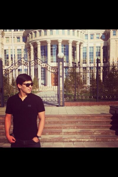  ,   Daniyar, 33 ,   ,   , c 