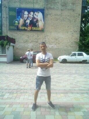 ,   Edik, 39 ,   