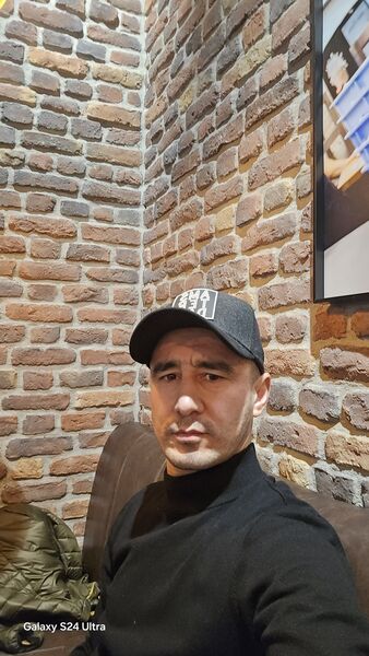  ,   Yodgor, 39 ,   ,   