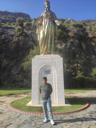  ,   Ali, 45 ,   ,   