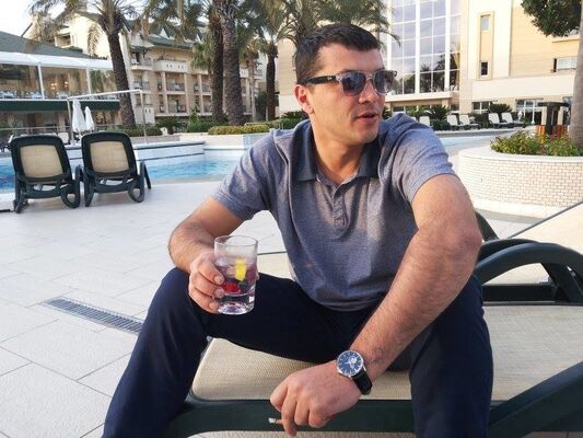  ,   Serj, 45 ,   