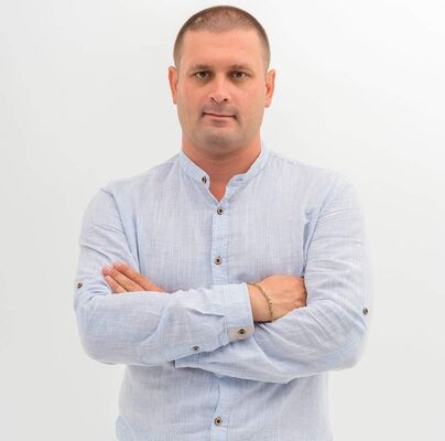  ,   Constantin, 38 ,   ,   , c , 