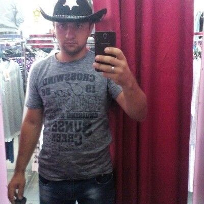  ,   Denis, 34 ,     , c 
