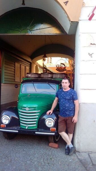  ,   Slavik, 40 ,   