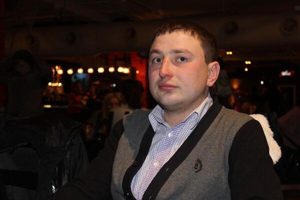  ,   Denis, 41 ,     , c , 