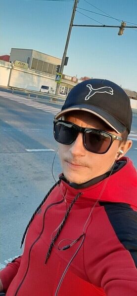  ,   Sasa, 39 ,   ,   