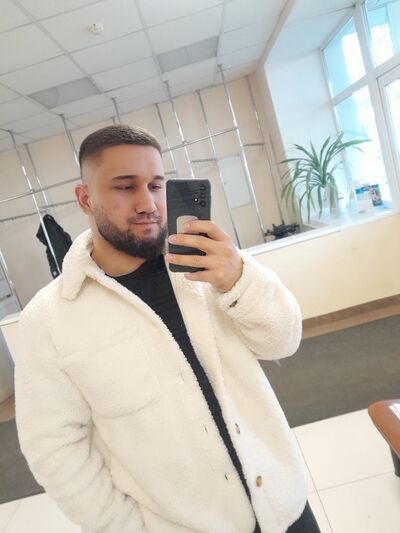  -,   Amir, 25 ,   ,   
