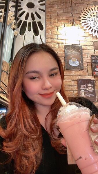 ,   Kristine, 29 ,   ,   