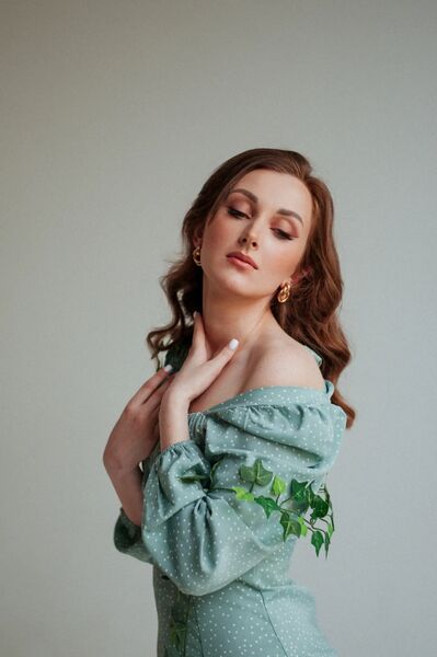  ,   Nadezhda, 27 ,     , c , 