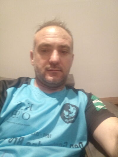  ,   Mert, 40 ,   ,   
