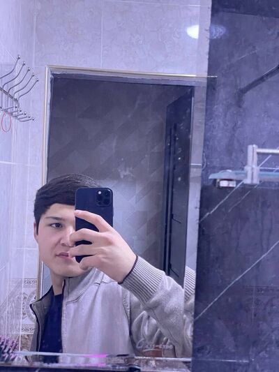  ,   Oybek, 21 ,   ,   
