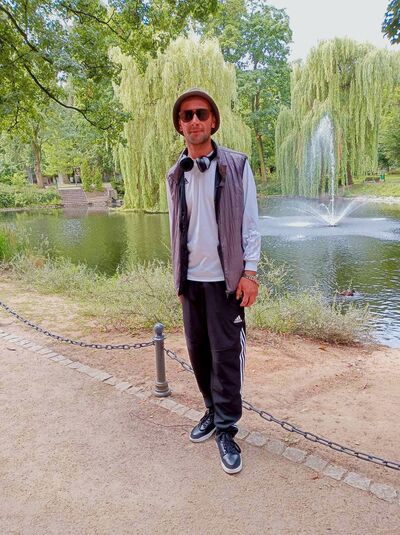  Jarocin,   Kaxa, 35 ,   ,   , c 