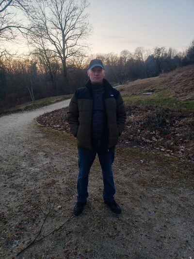  ,   Victor, 48 ,   ,   