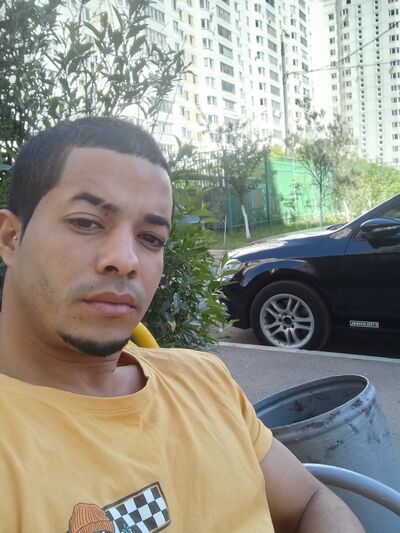  ,   Lachy, 26 ,   ,   , 
