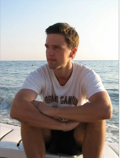  ,   Alex, 35 ,   ,   