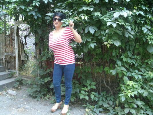  ,   Mari, 40 ,   ,   , c 