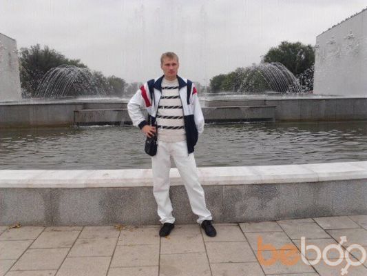  3845542  Sergei, 44 ,    