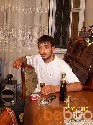  ,   Armen, 40 ,   