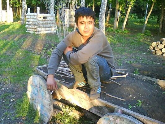  ,   Oleg, 38 ,   