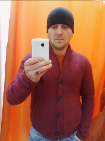  ,   Igor, 45 ,   