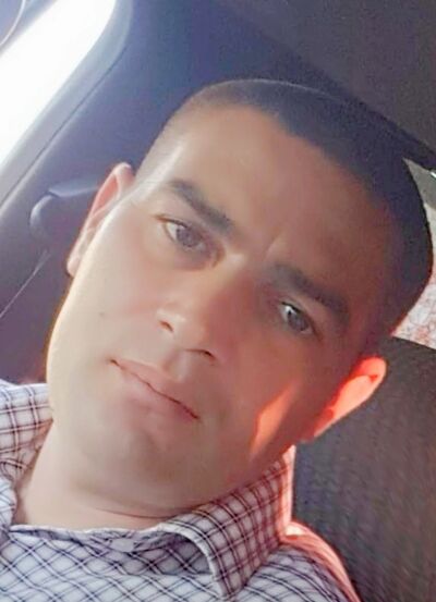  ,   Stefan, 33 ,   ,   