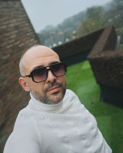  Turnhout,   , 36 ,   ,   