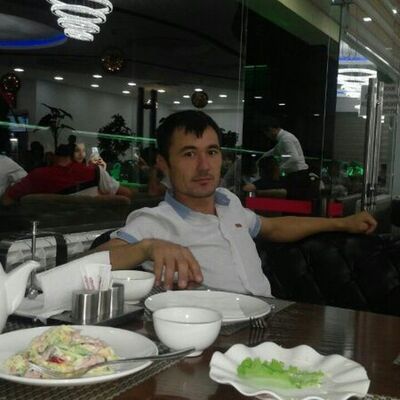  ,   Alisher, 43 ,   