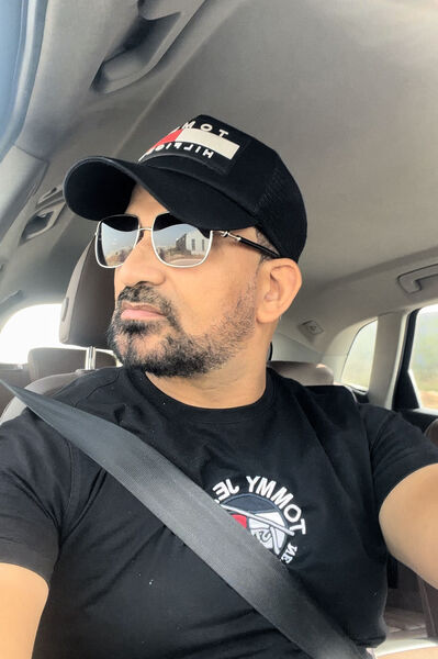  ,   Karim, 37 ,   ,   , c 