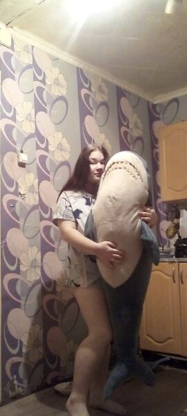  ,   Darya, 19 ,   ,   