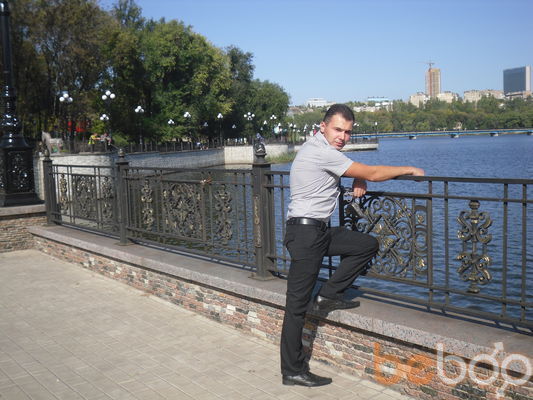  ,   Viktor, 41 ,   , 