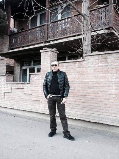  ,   Badri, 49 ,     , c 
