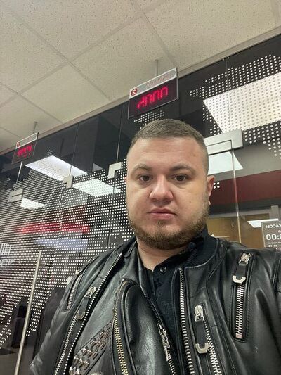  ,   Vlad, 31 ,   ,   