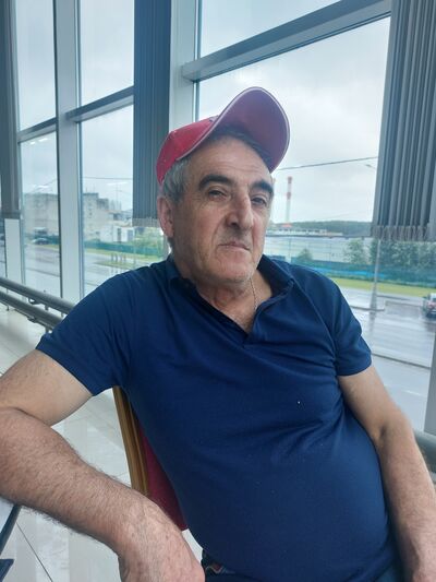  ,   Razmik, 51 ,   ,   