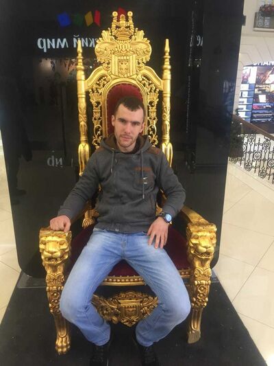   ,   Artur, 31 ,   ,   , c 