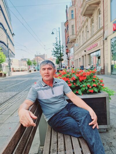  ,   Usman, 42 ,   ,   