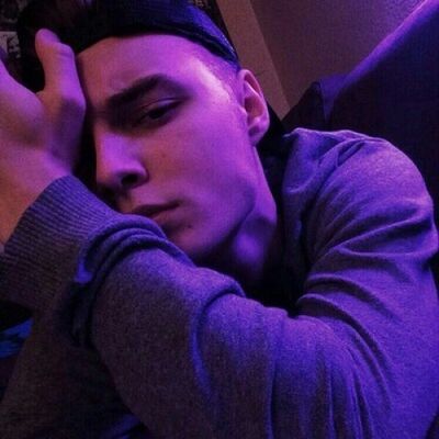  ,   Artur, 29 ,   , 
