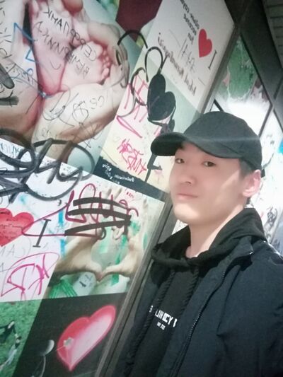  ,   Adilhan, 21 ,   ,   