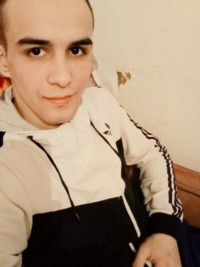  ,   Anatoly, 26 ,   ,   , c 