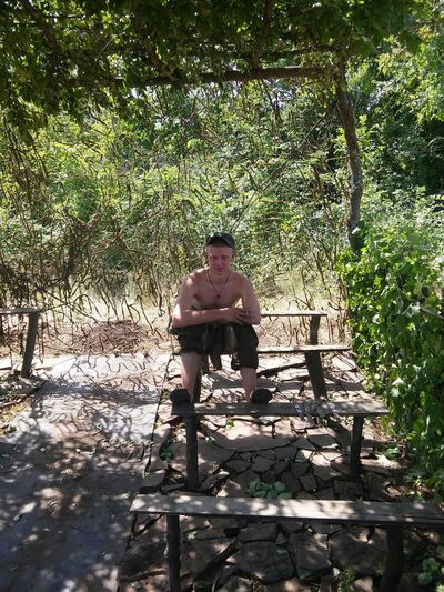 ,   Anton, 31 ,   ,   , c 