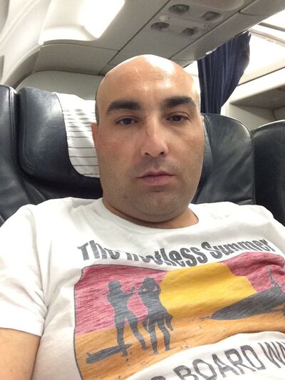  ,   Zake, 44 ,   ,   , c 