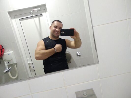  ,   Alex, 33 ,   ,   