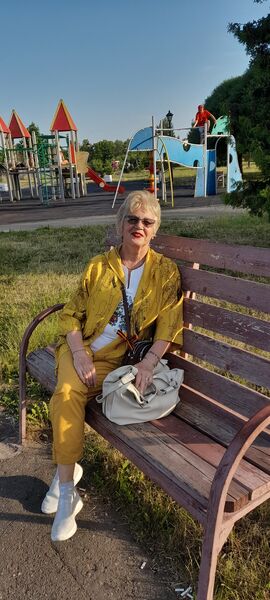  ,   Dahlia, 65 ,   ,   , c 