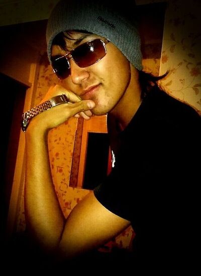  ,   Edgar Vip, 31 ,   