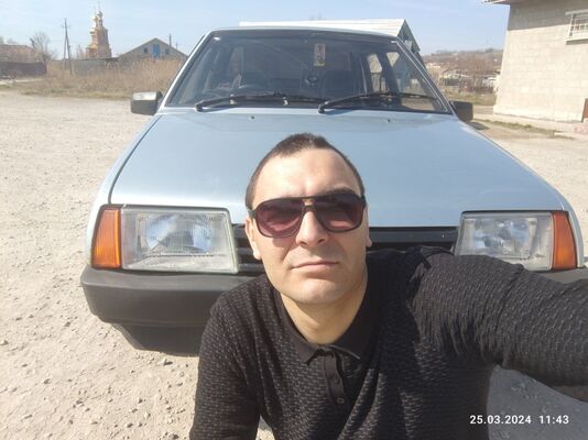  ,   Vlad, 28 ,   ,   