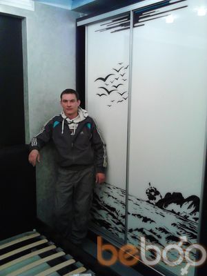  ,   Lukas, 48 ,   