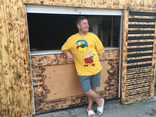  ,   Artem, 37 ,   ,   