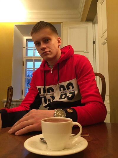  ,   Ilja, 29 ,   ,   