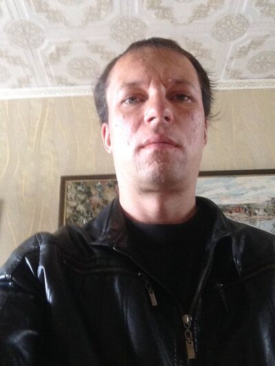  ,   Stasbri, 46 ,   