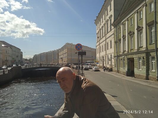  Palais-Bourbon,   , 49 ,   ,   