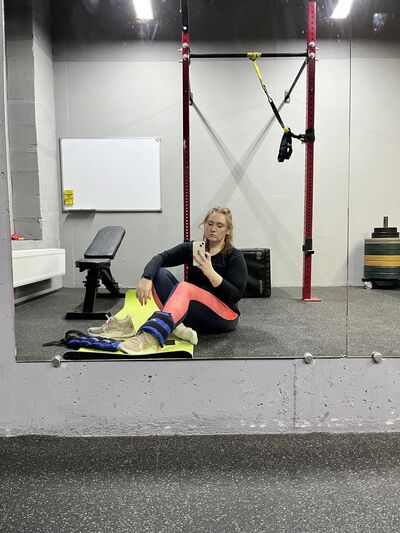  -,   Luba, 37 ,   ,   , c 